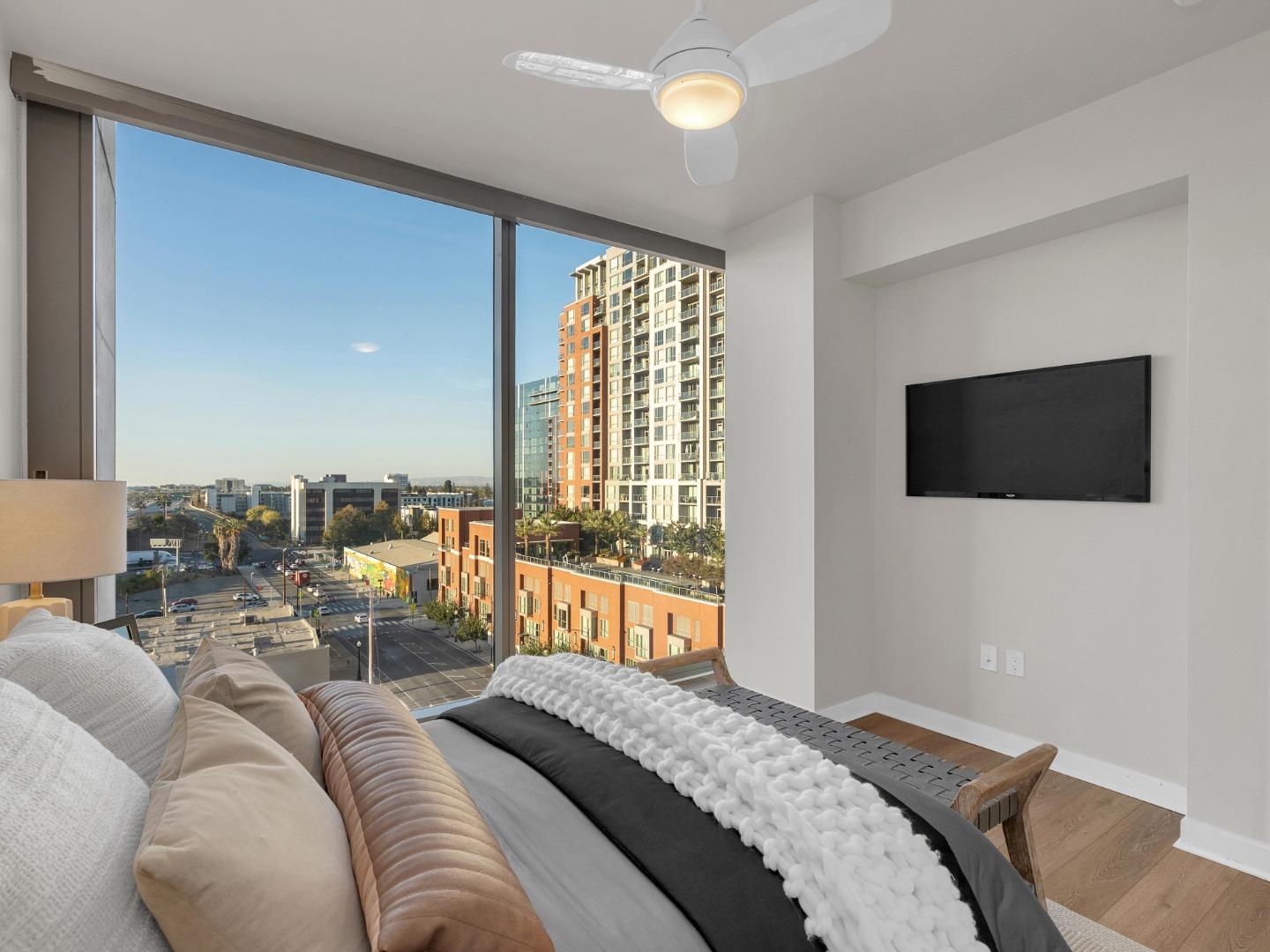 38 N Almaden BLVD 923