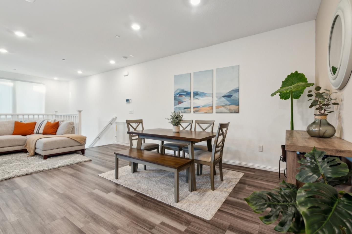 6809 Shutter CT