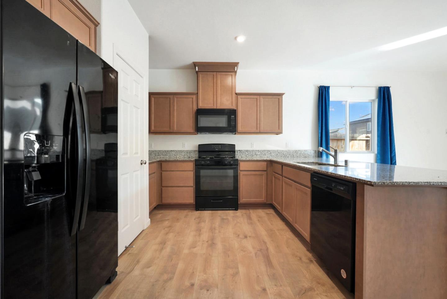68 Medeival ST