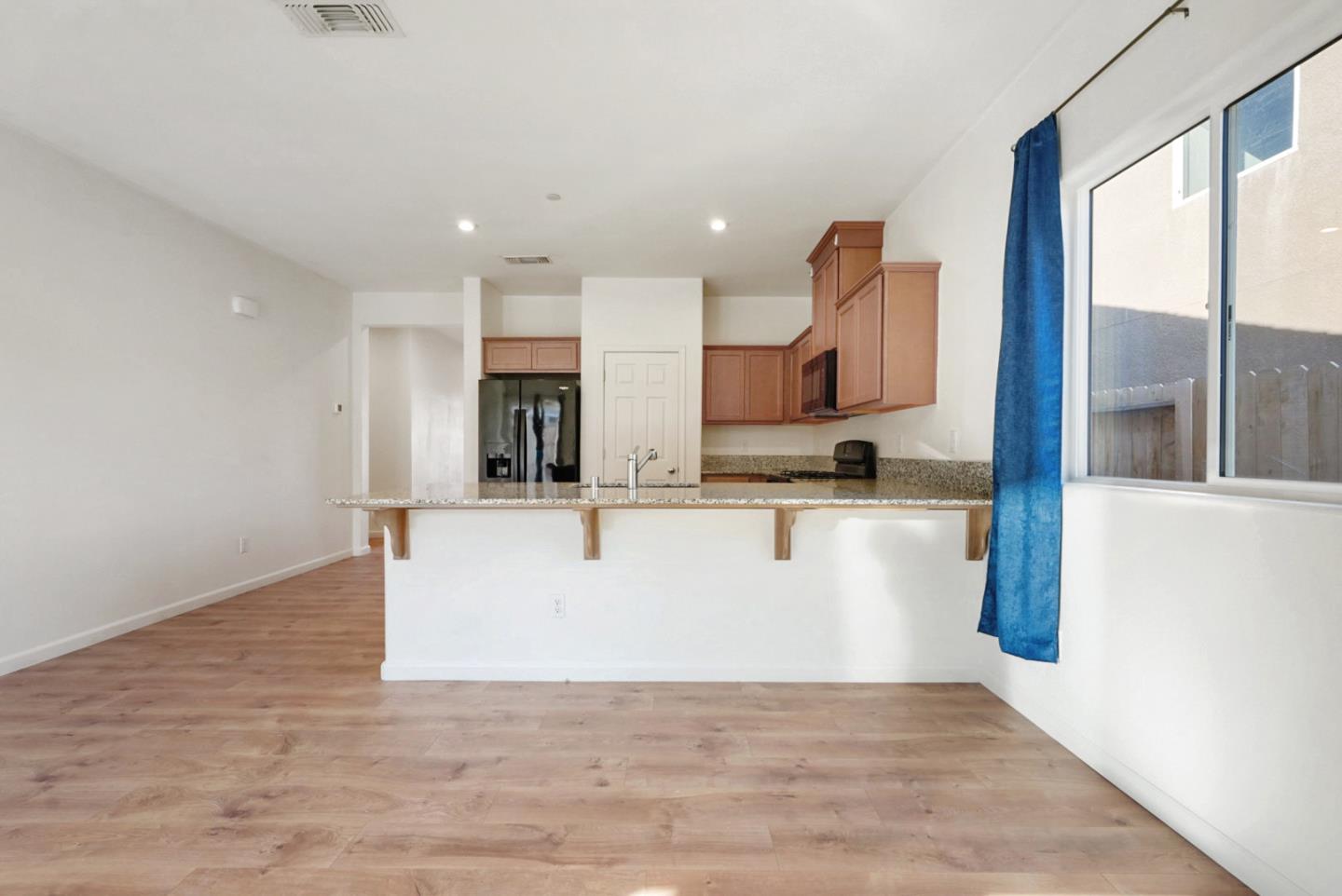 68 Medeival ST