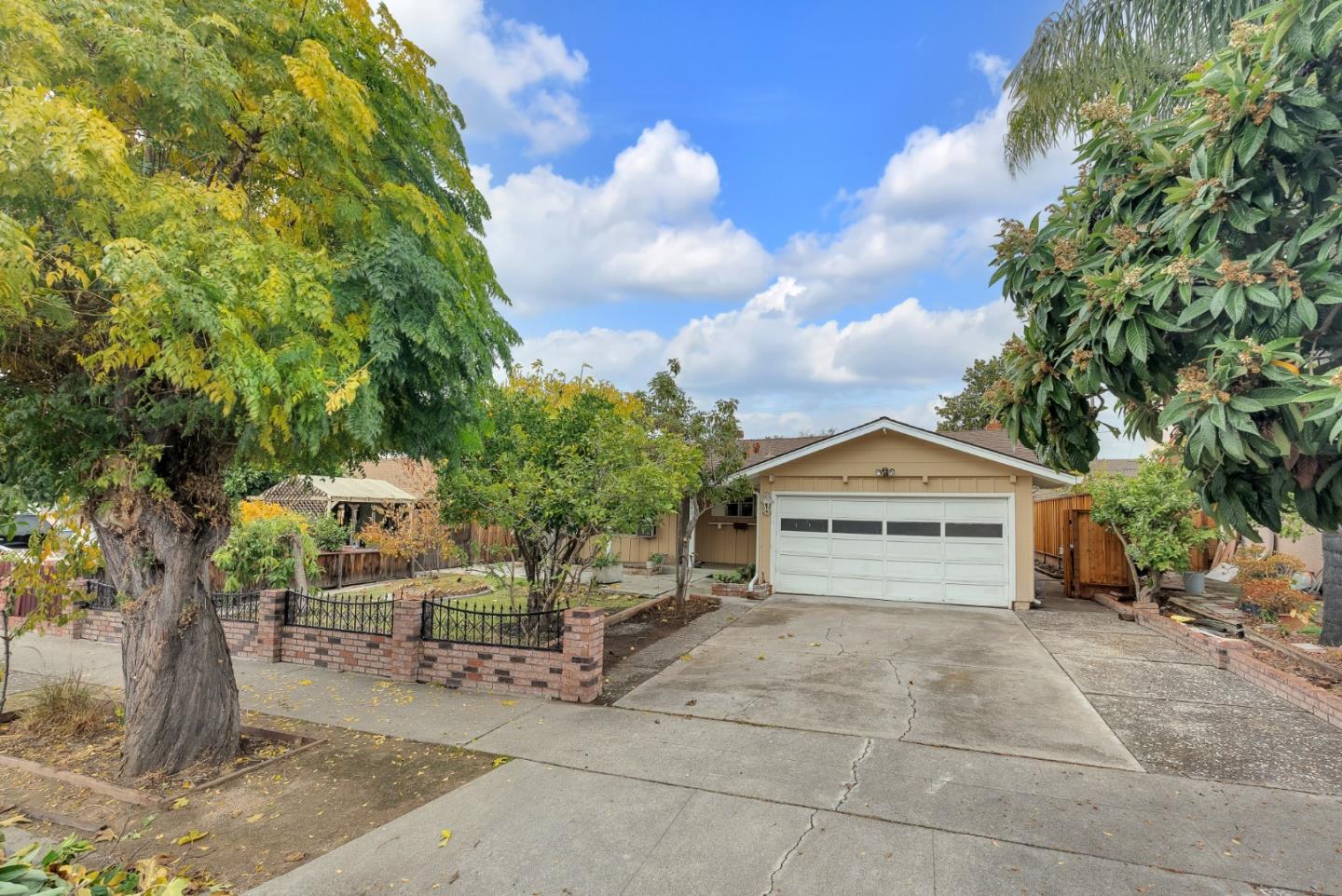 3429 Mount Prieta Drive