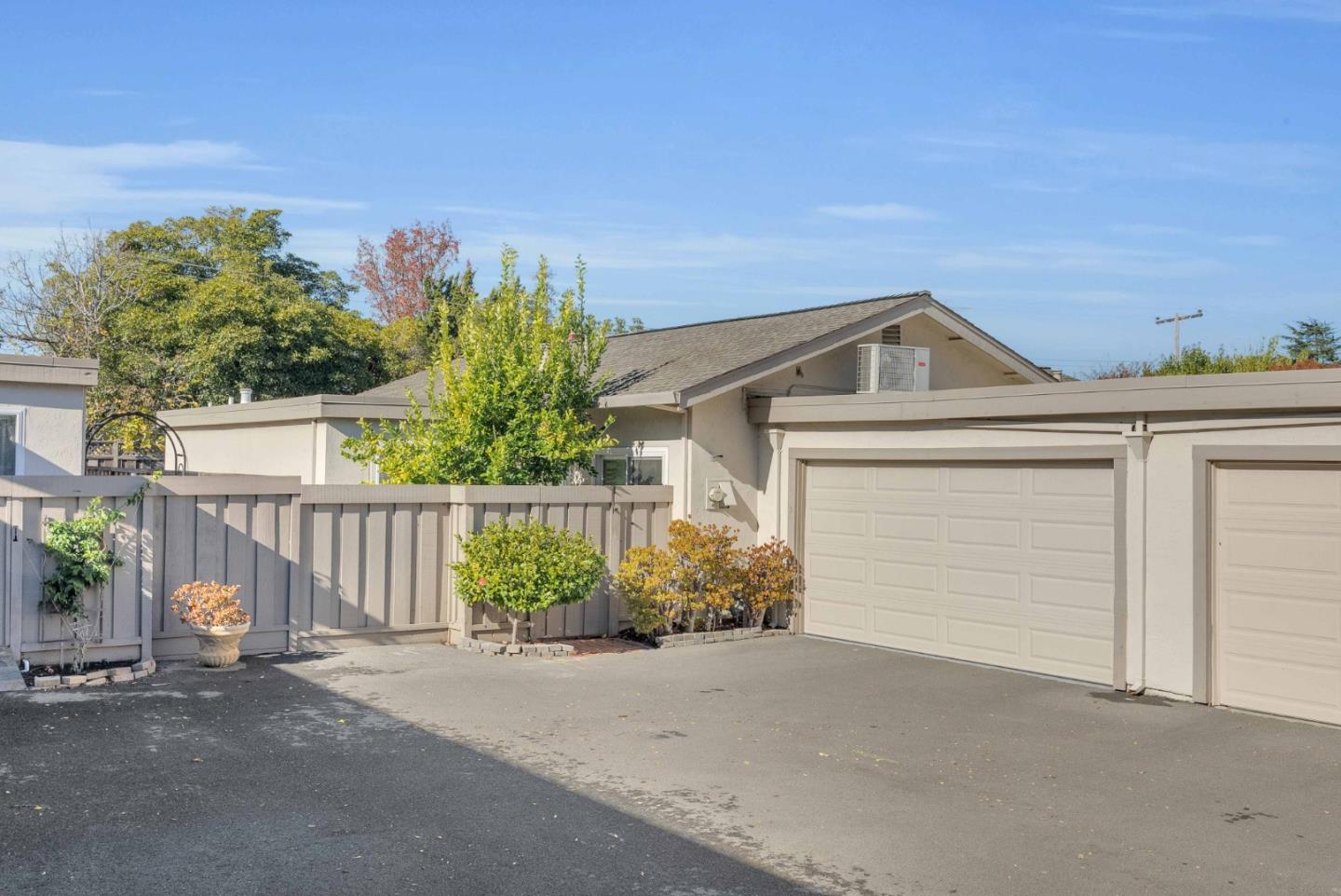 1653 New Brunswick AVE