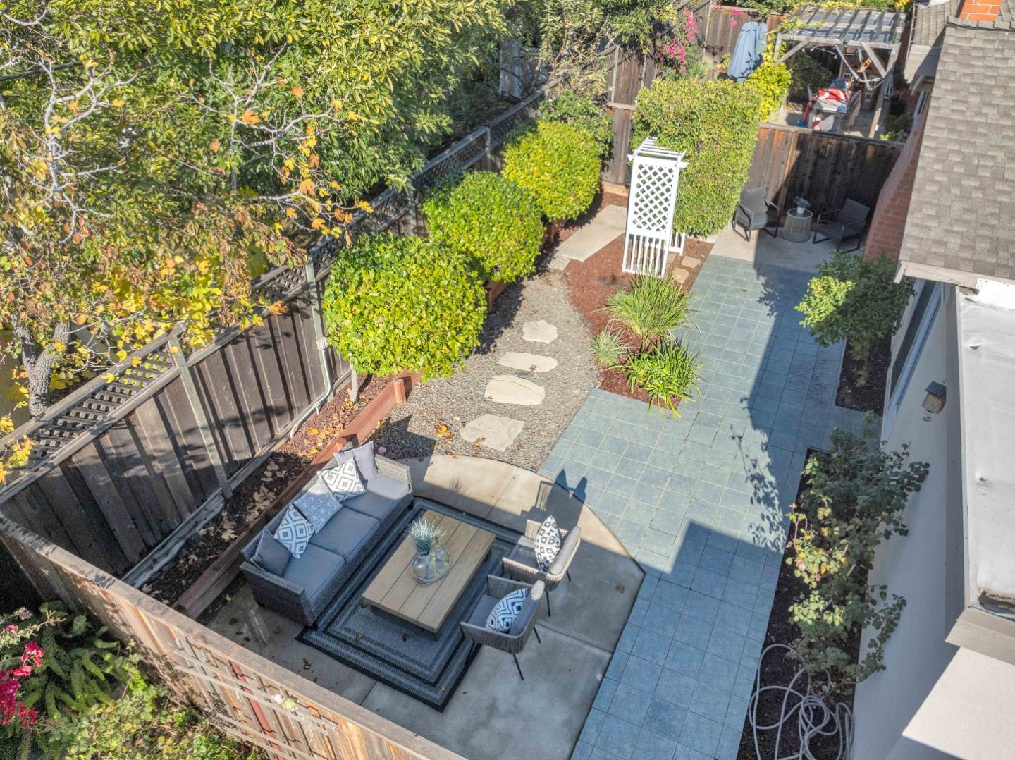 1653 New Brunswick AVE