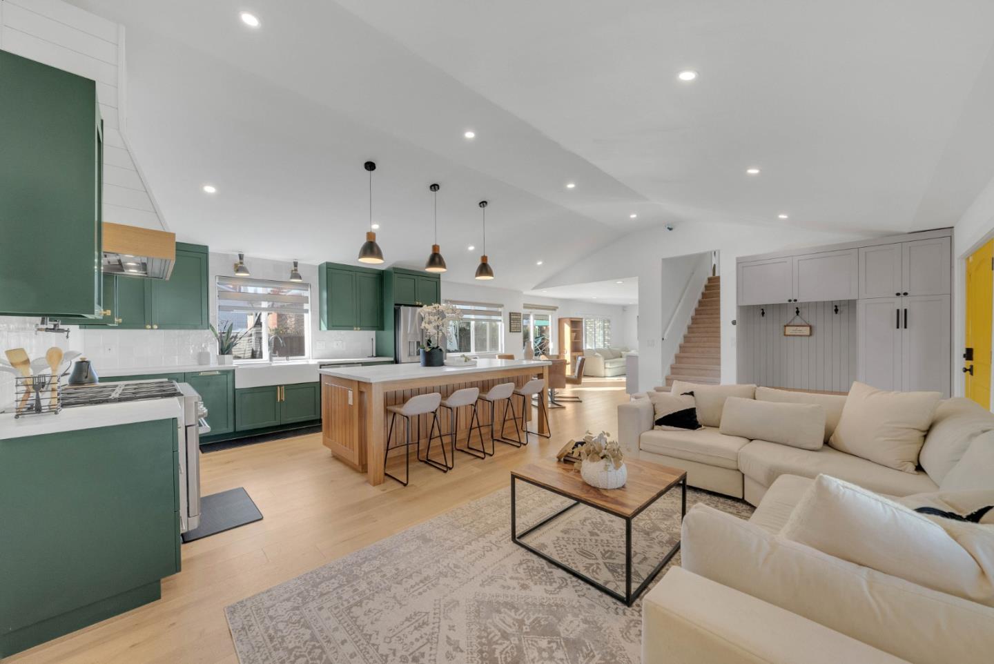 2899 Mayglen CT
