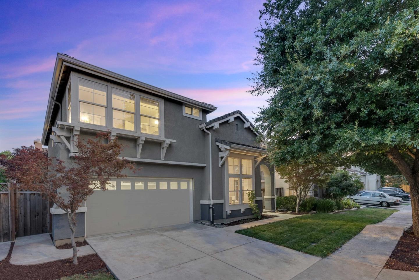 364 Gardenia DR
