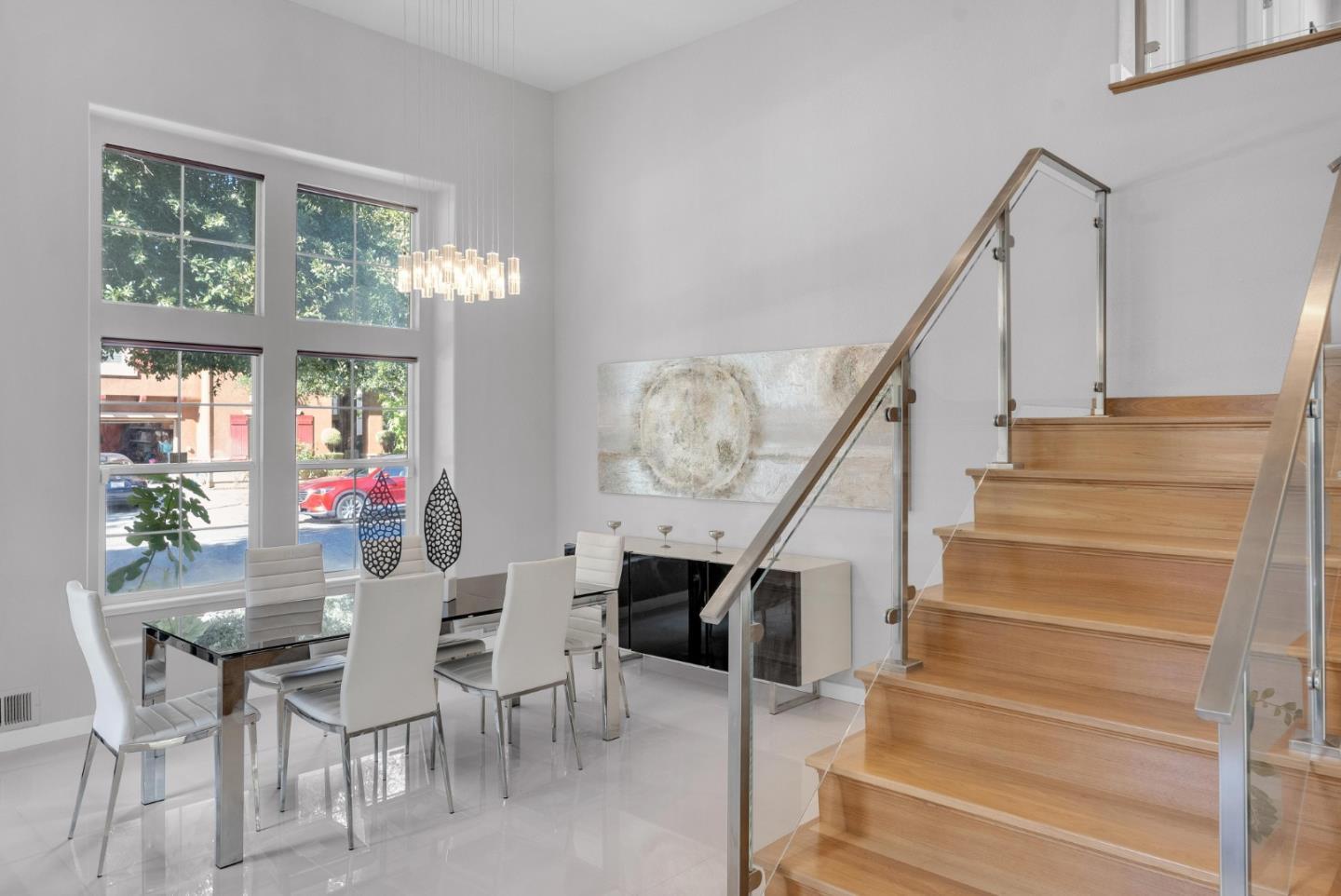 364 Gardenia DR