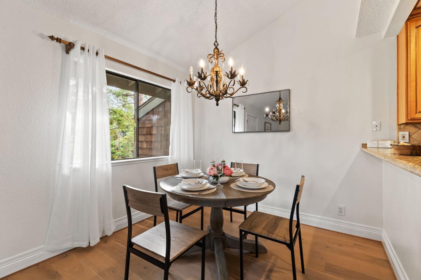 3515 La Terrace CIR