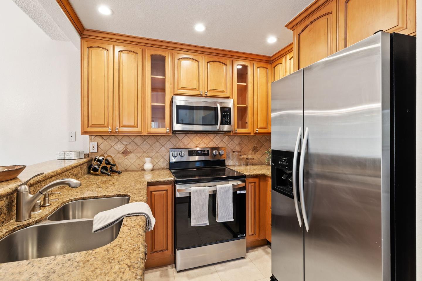 3515 La Terrace CIR