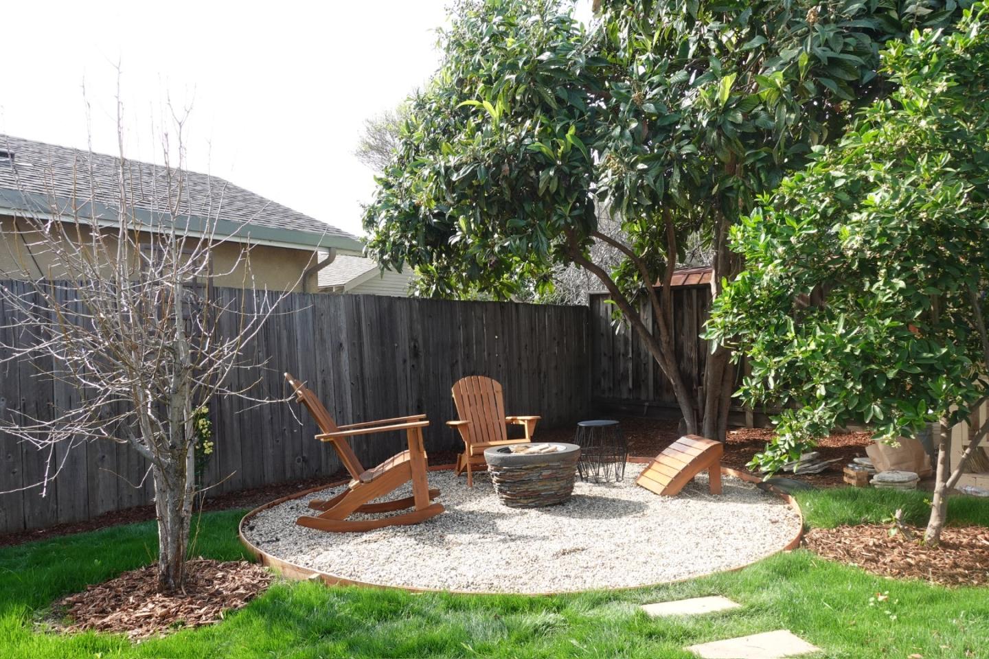 361 Cureton PL