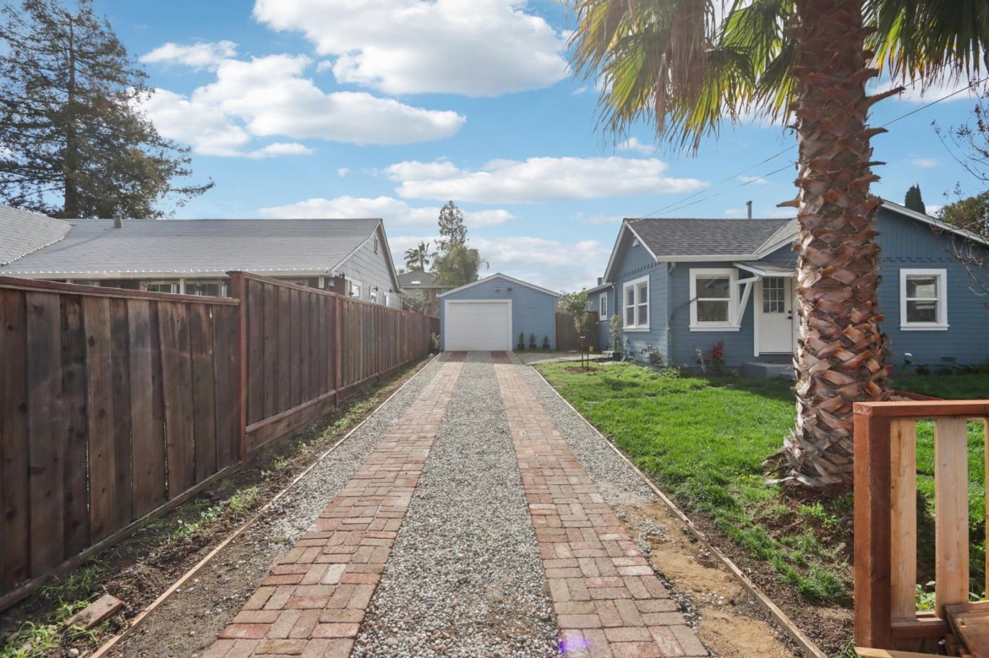 361 Cureton PL
