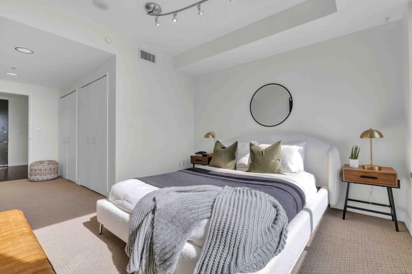 38 N Almaden Boulevard # 1920