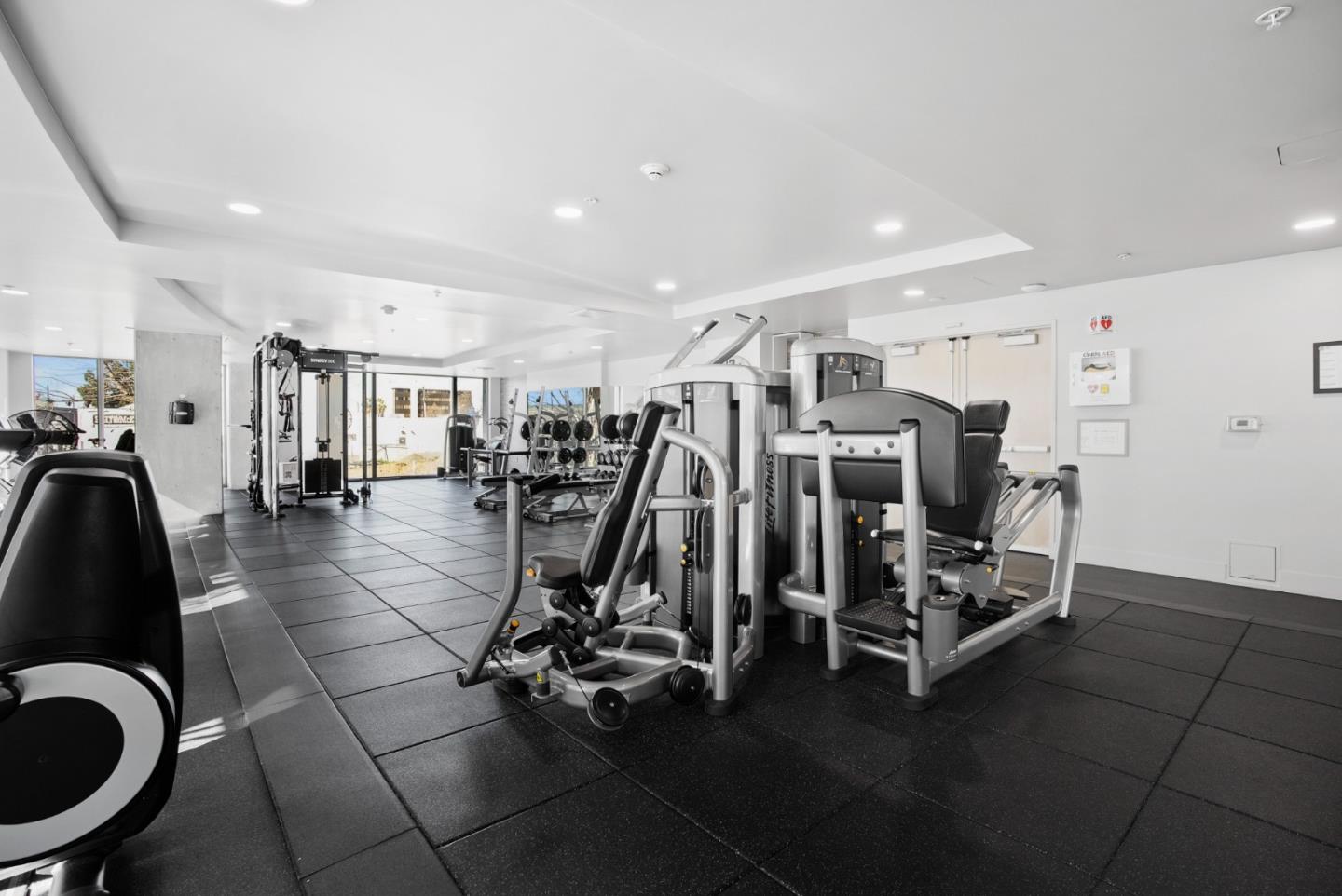 38 N Almaden BLVD 1011