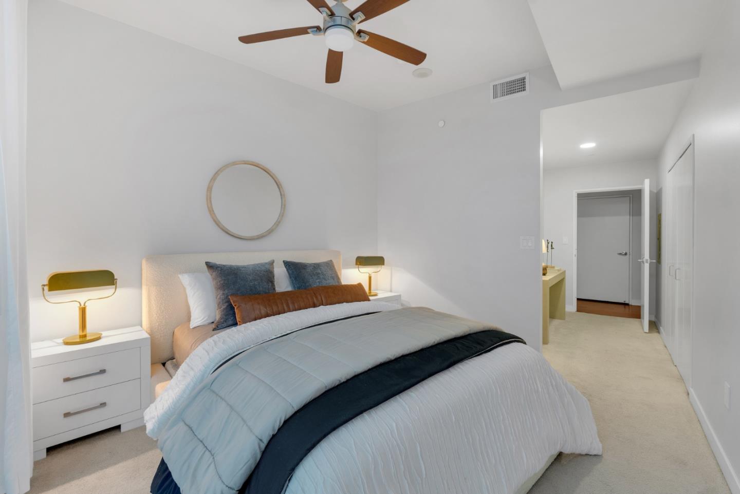 38 N Almaden BLVD 1011