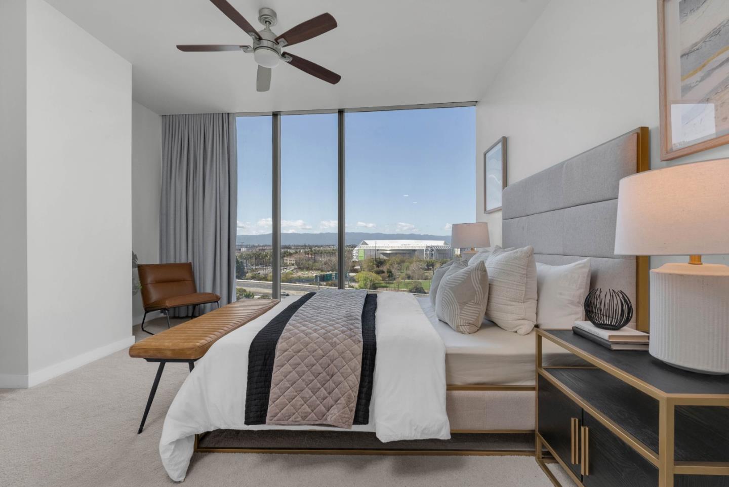 38 N Almaden BLVD 1011