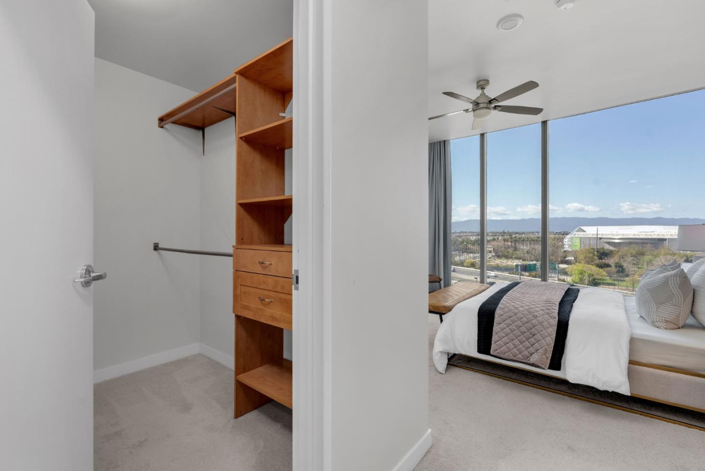 38 N Almaden BLVD 1011