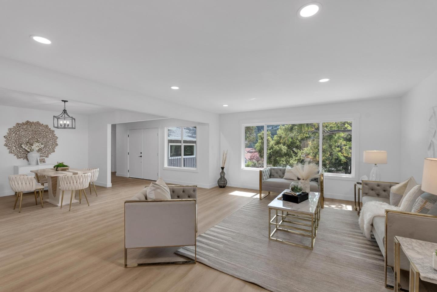 385 Phelps RD