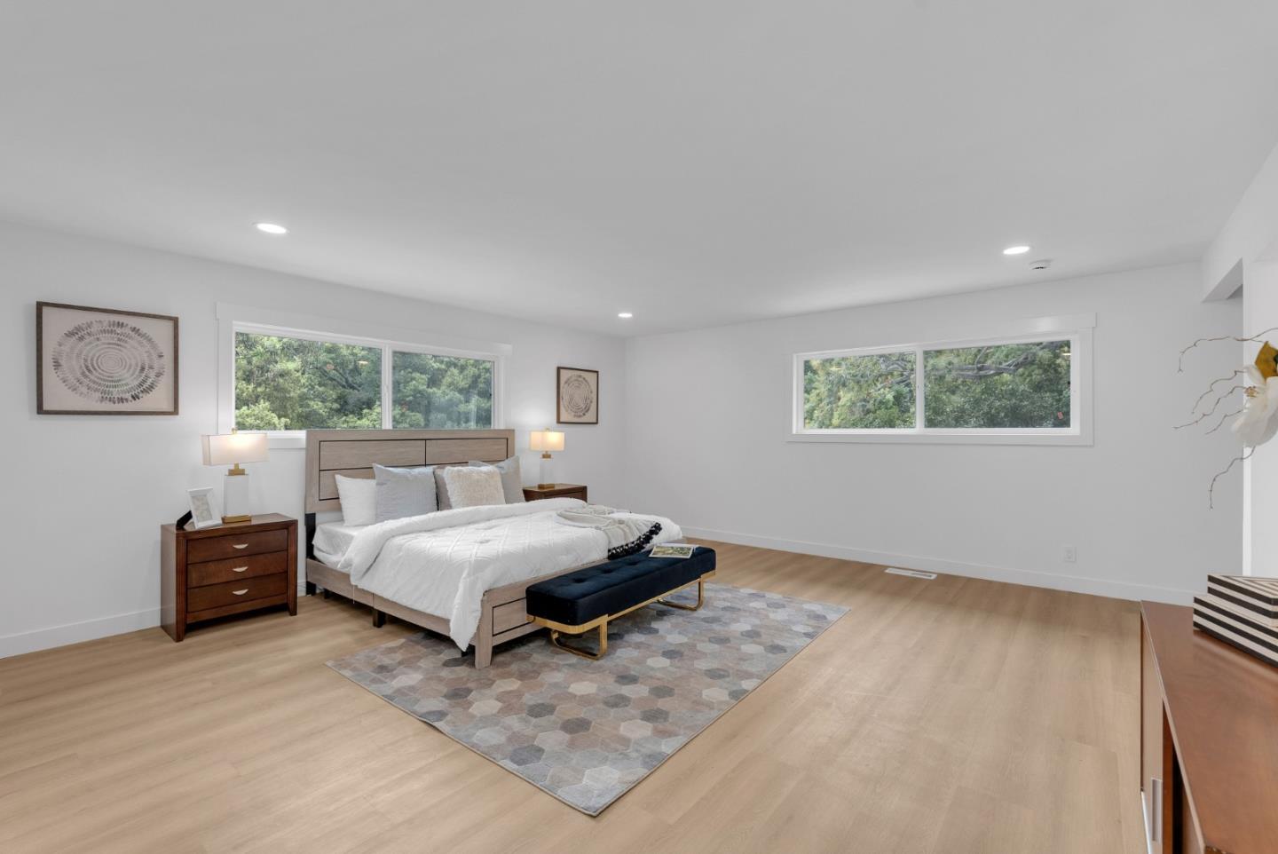 385 Phelps RD