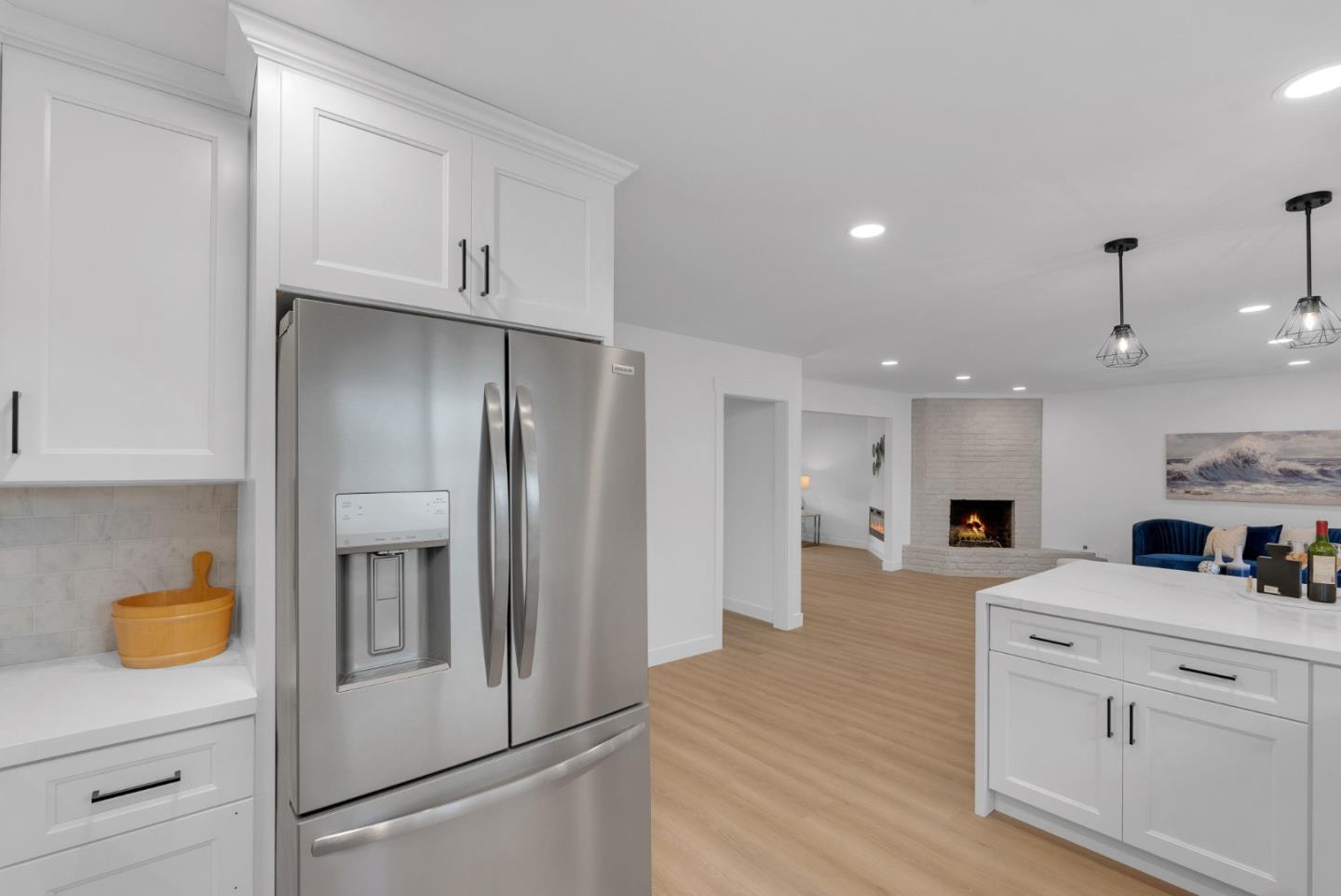 385 Phelps RD