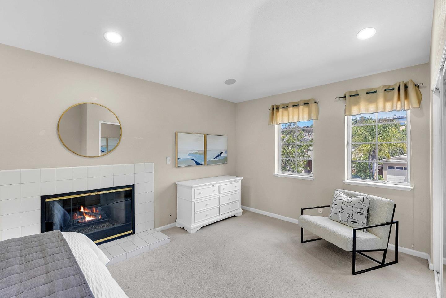 5451 Ligurian DR