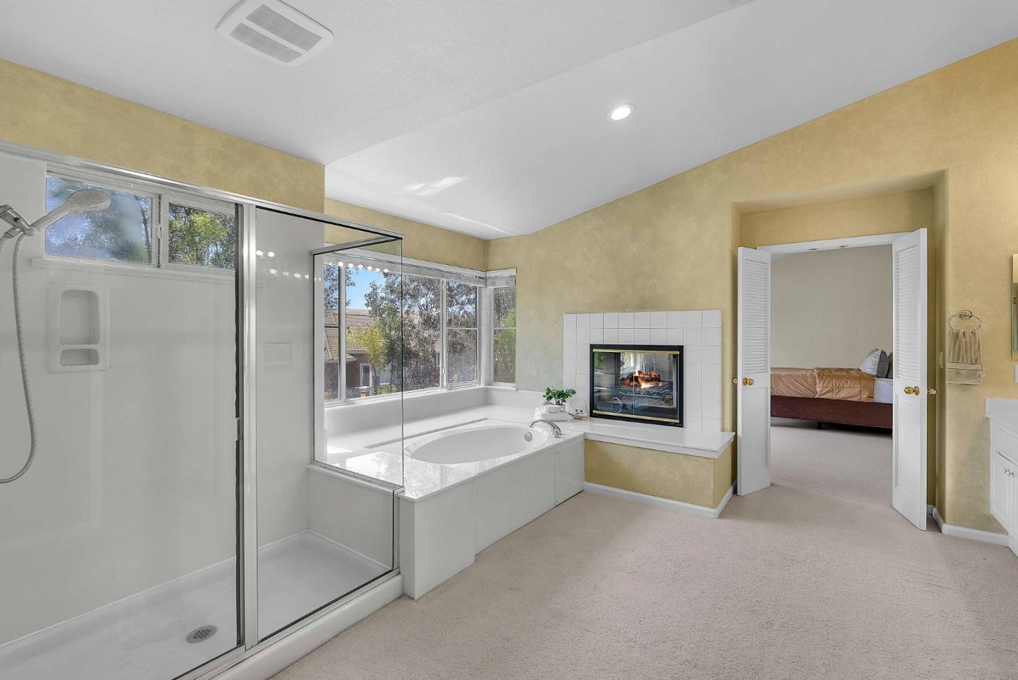 5451 Ligurian DR