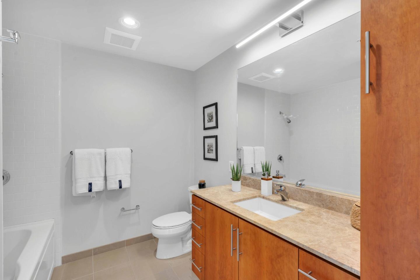 38 N Almaden BLVD 1620