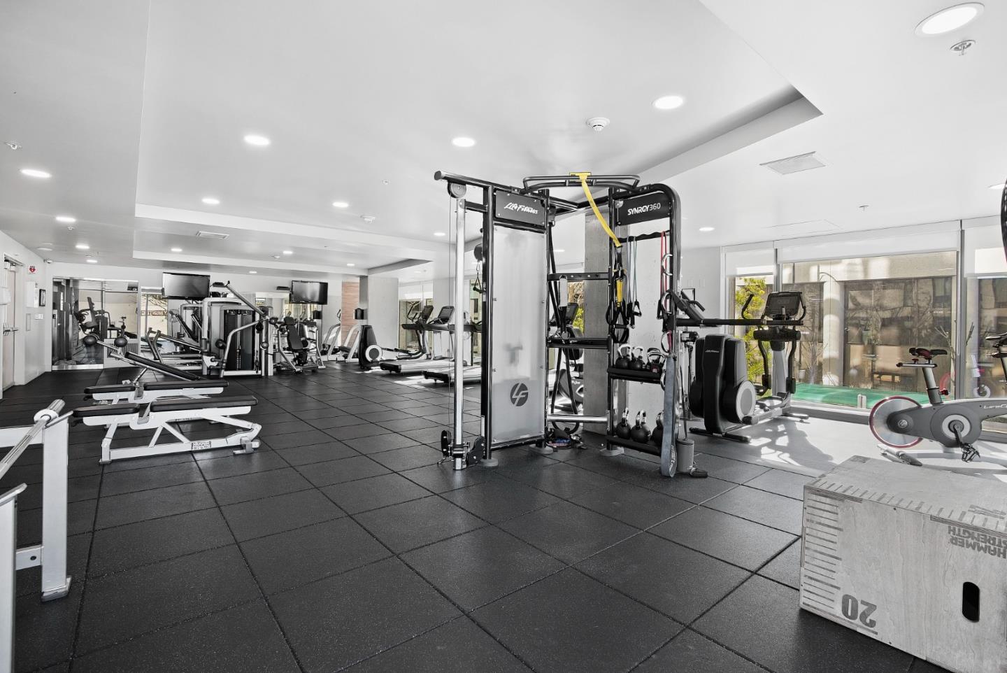 38 N Almaden BLVD 1620