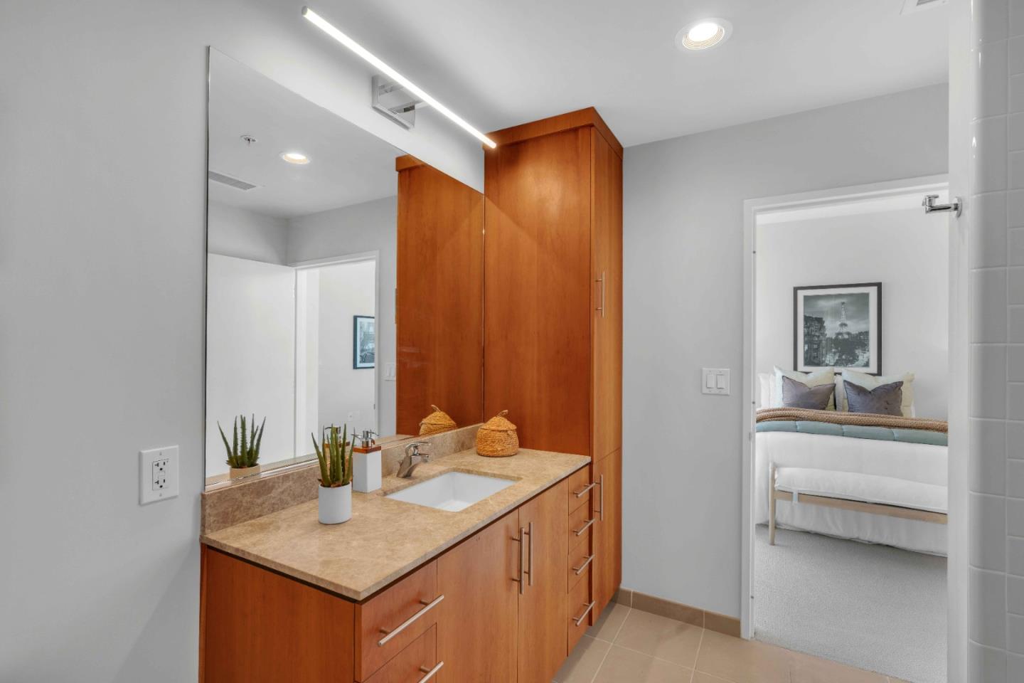 38 N Almaden BLVD 1620