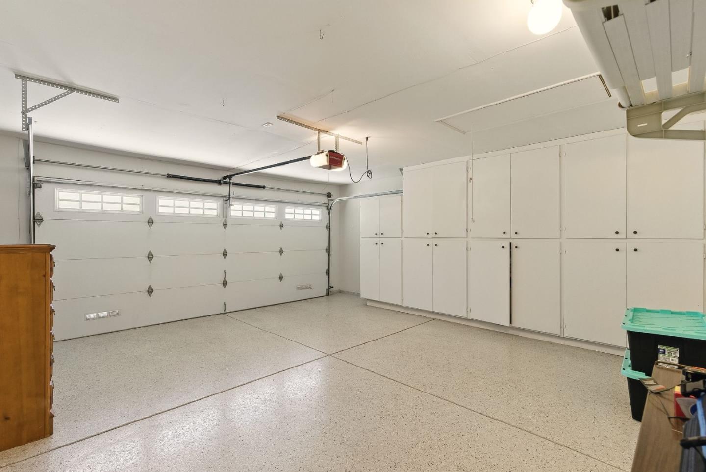 3431 Lake Albano CIR