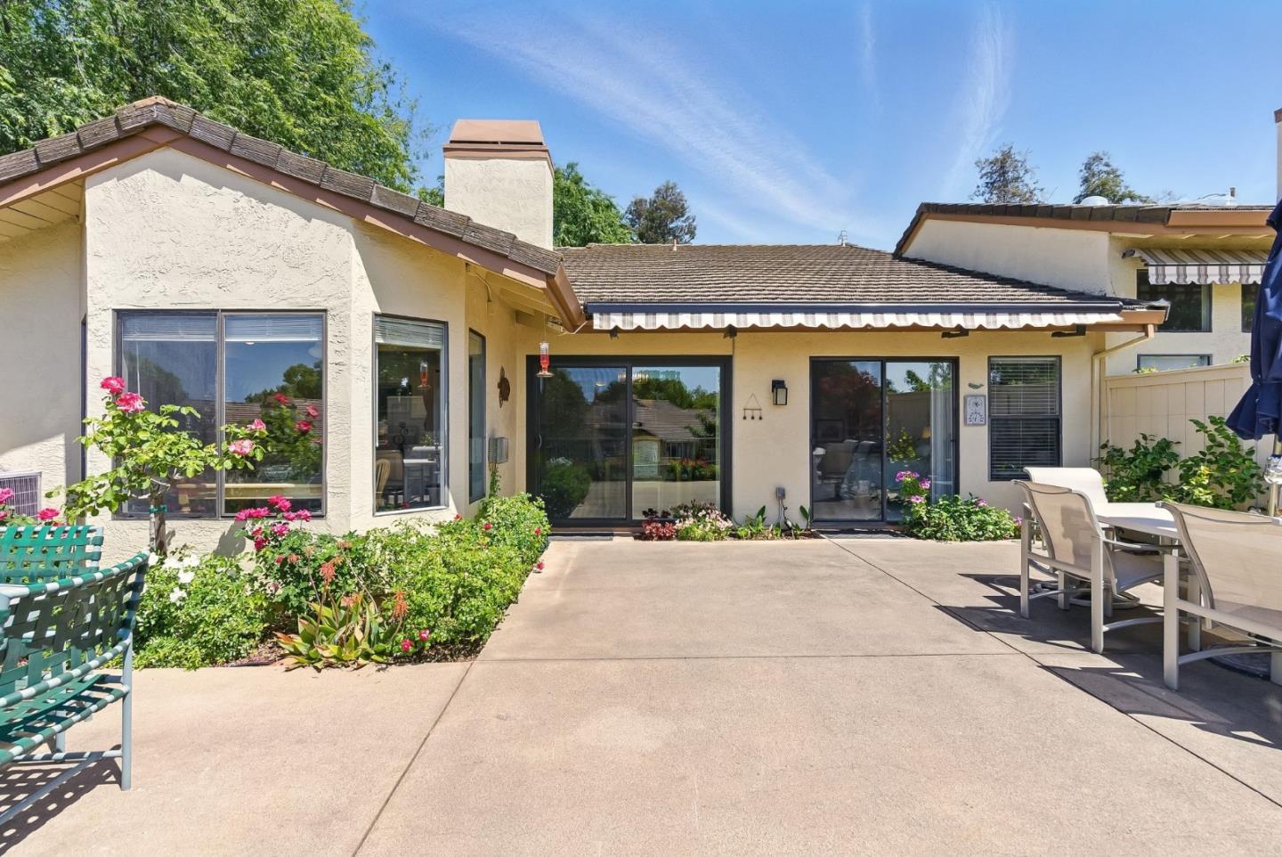 3431 Lake Albano CIR