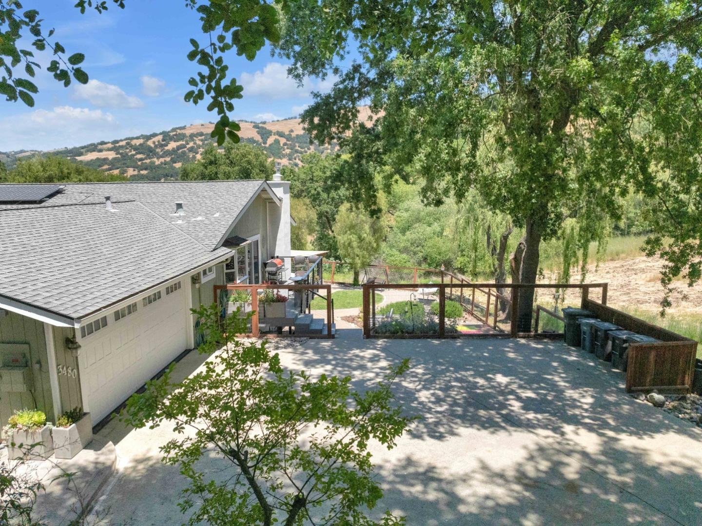 3480 White Oak CT