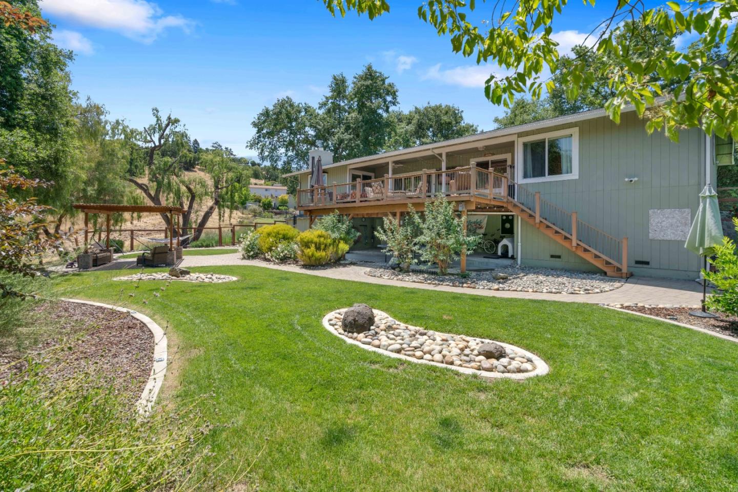 3480 White Oak CT
