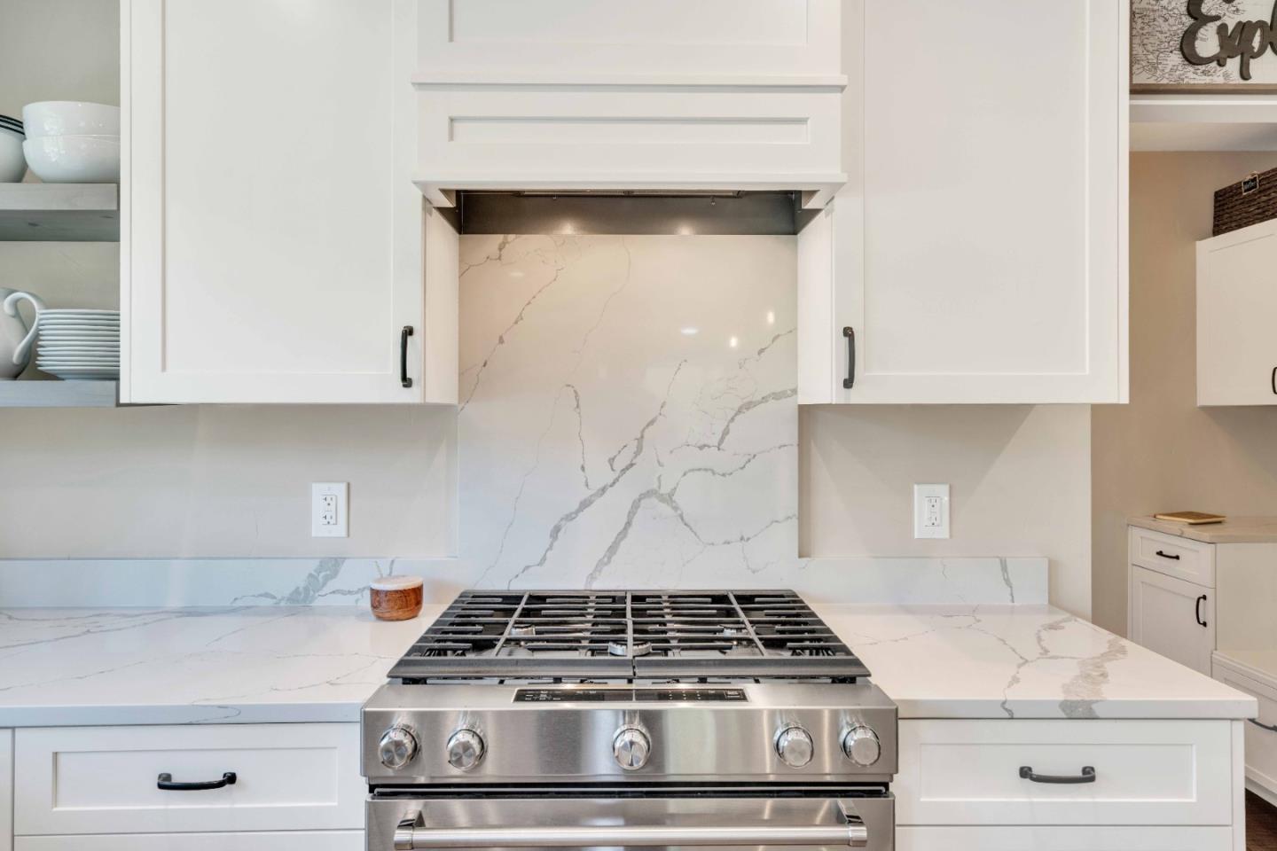 3480 White Oak CT