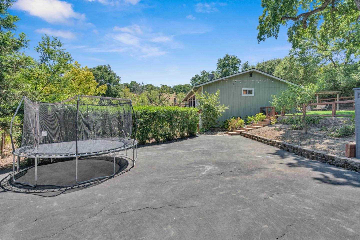 3480 White Oak CT