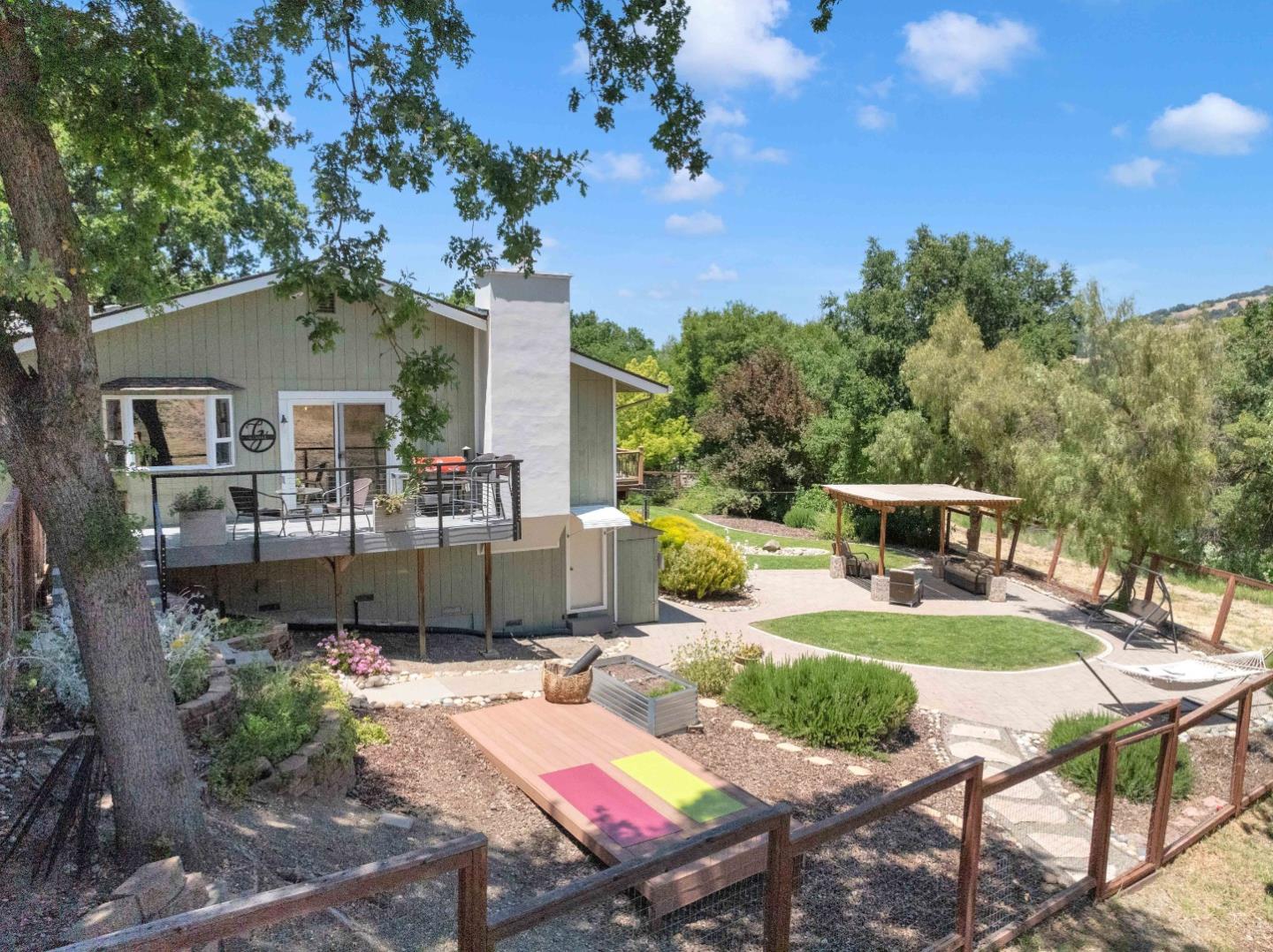 3480 White Oak CT