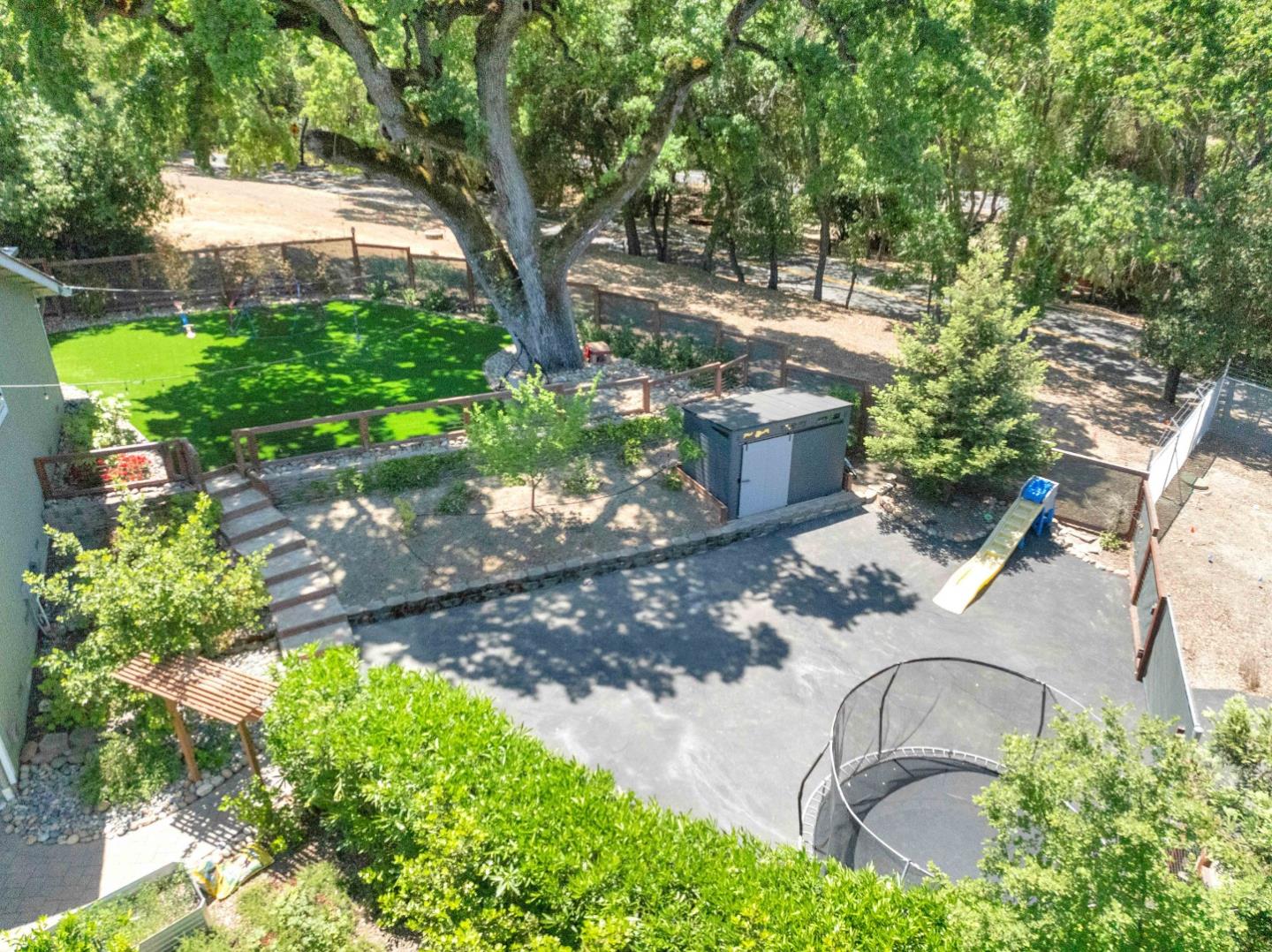 3480 White Oak CT