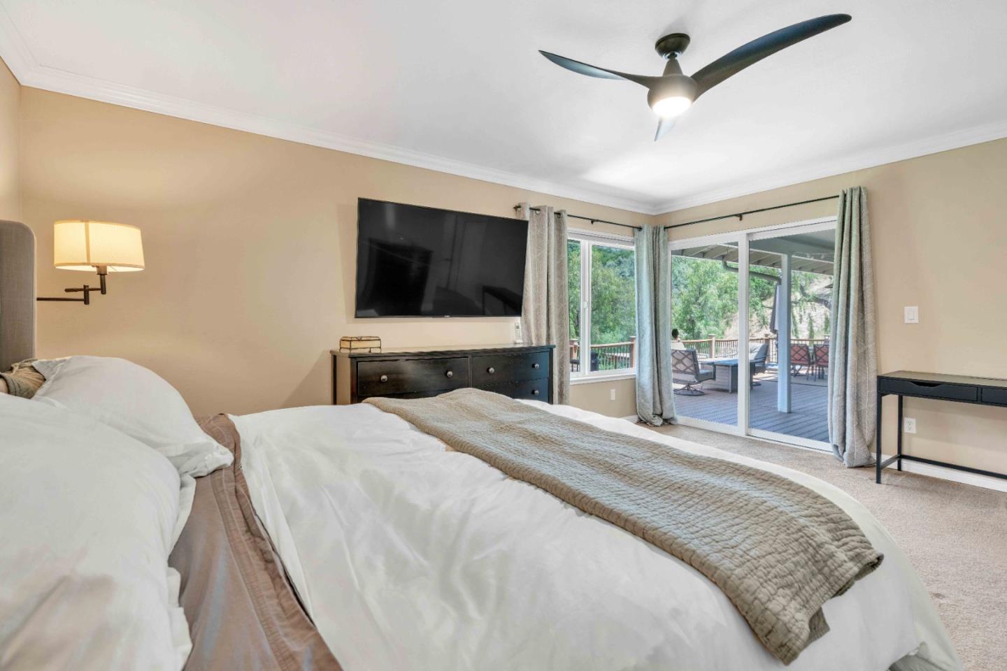 3480 White Oak CT