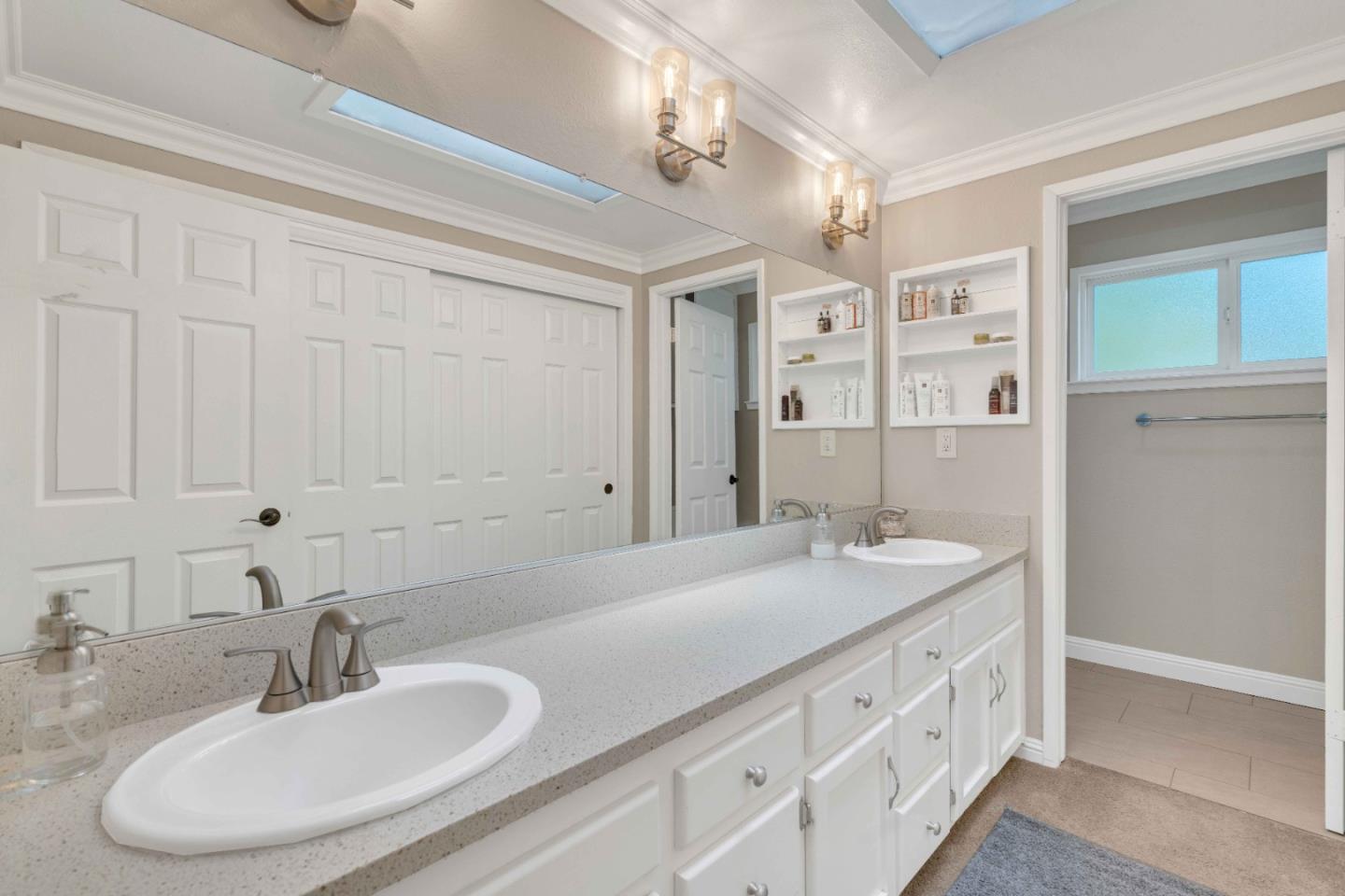 3480 White Oak CT