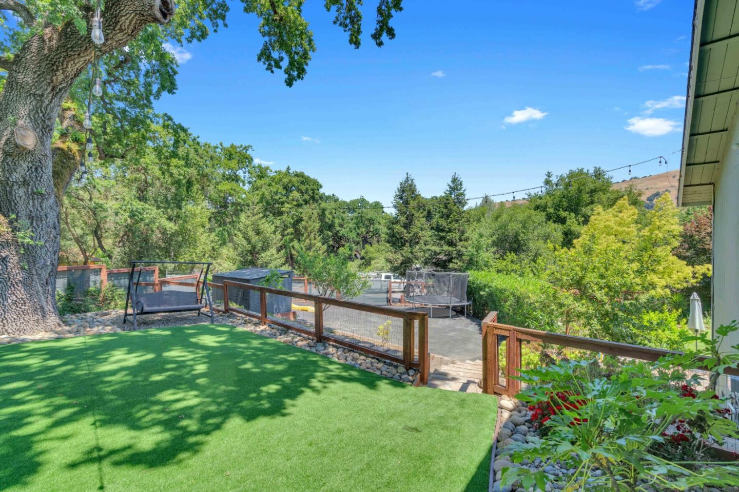 3480 White Oak CT