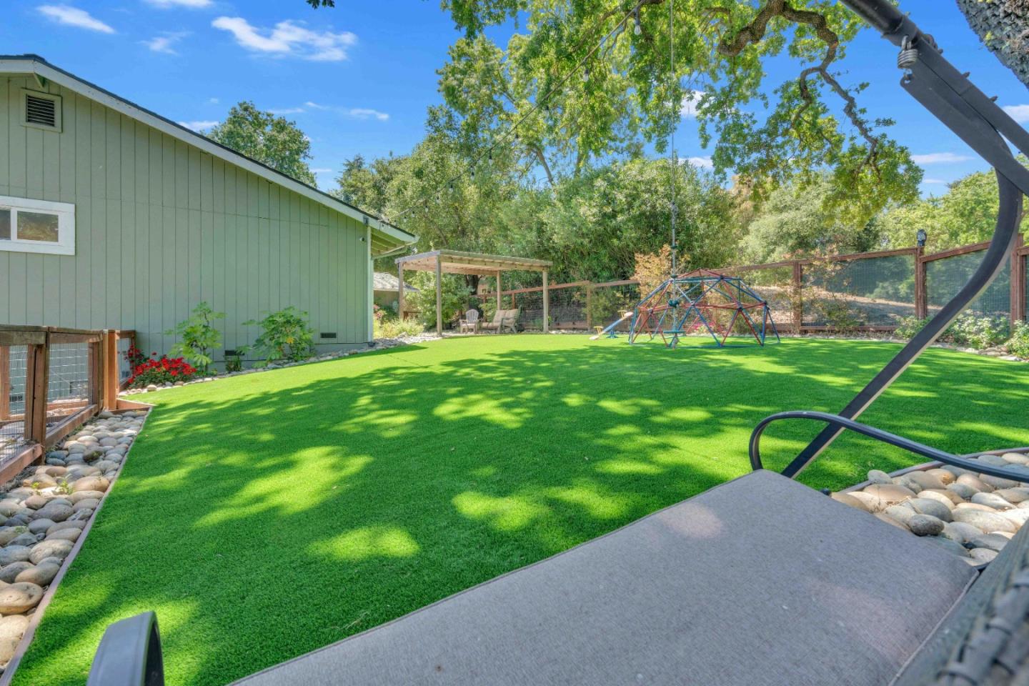 3480 White Oak CT