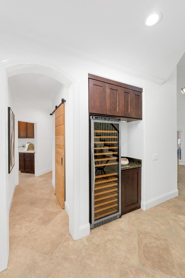 6336 Skywalker DR