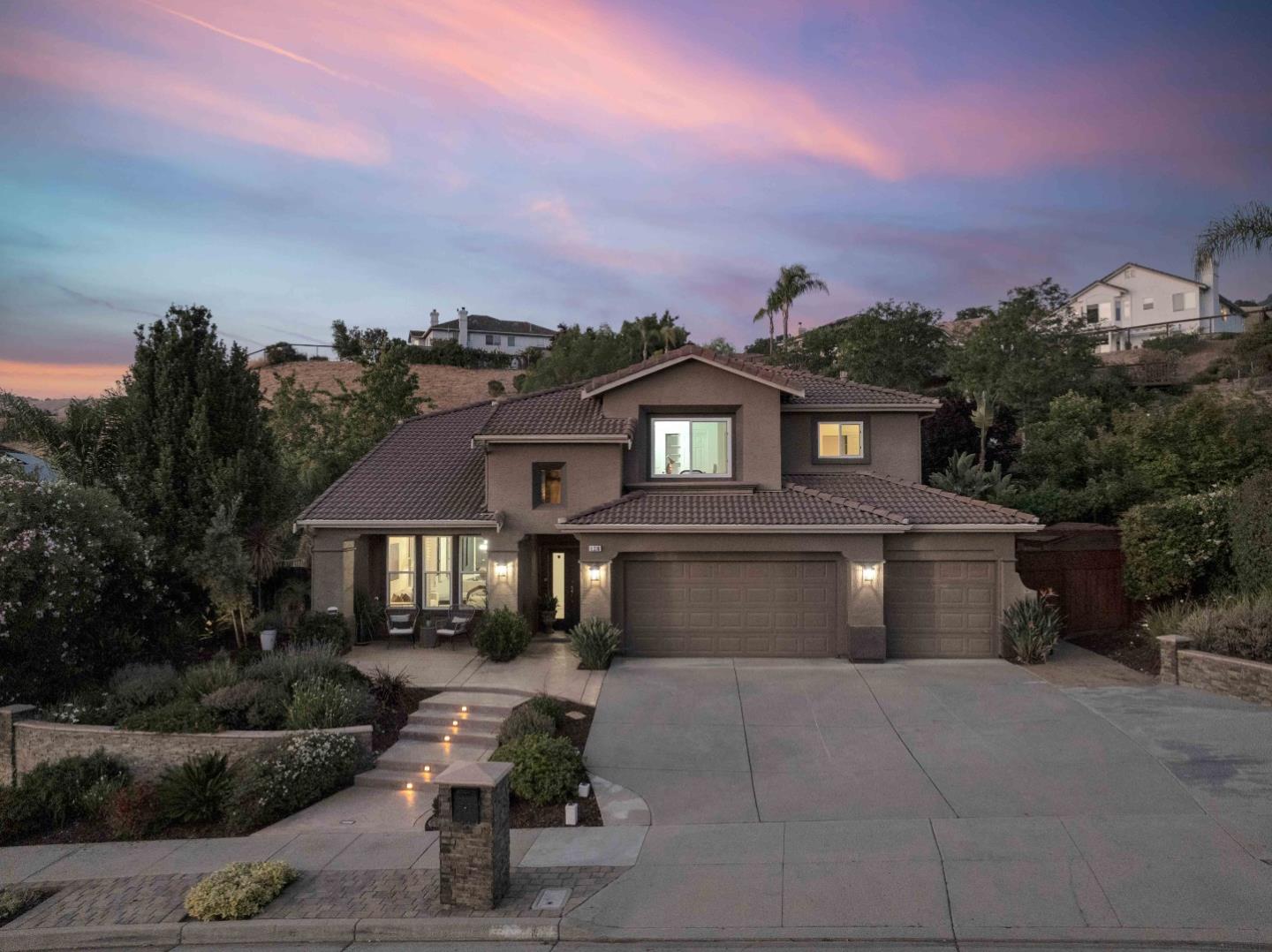 6336 Skywalker DR