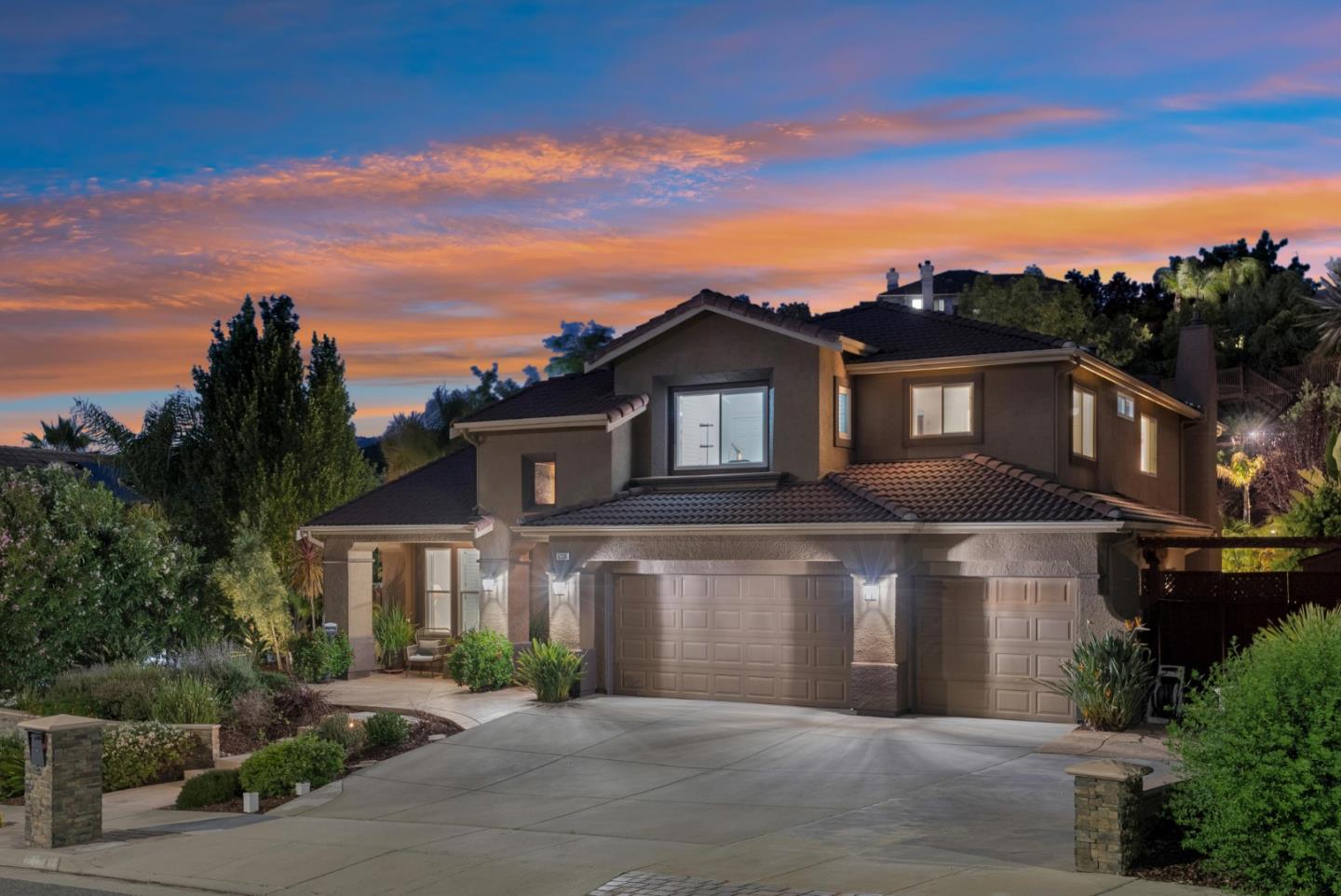 6336 Skywalker DR