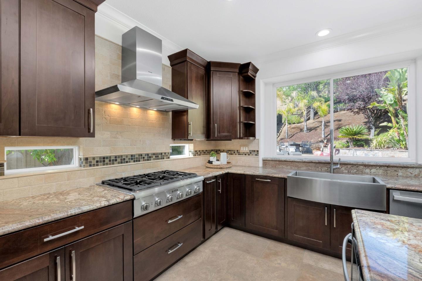 6336 Skywalker DR