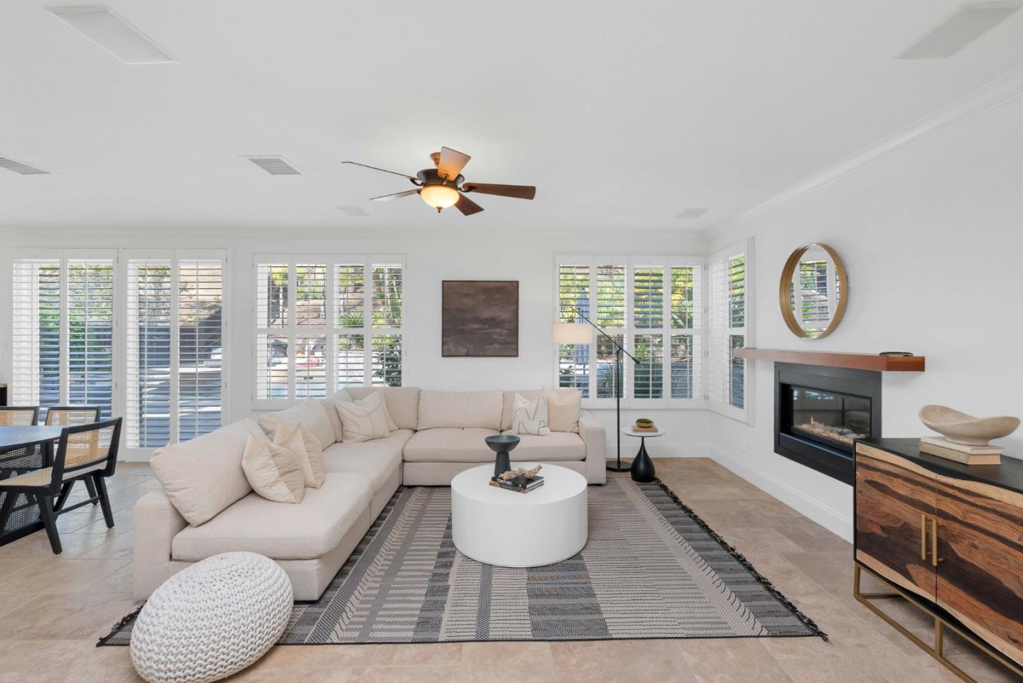 6336 Skywalker DR