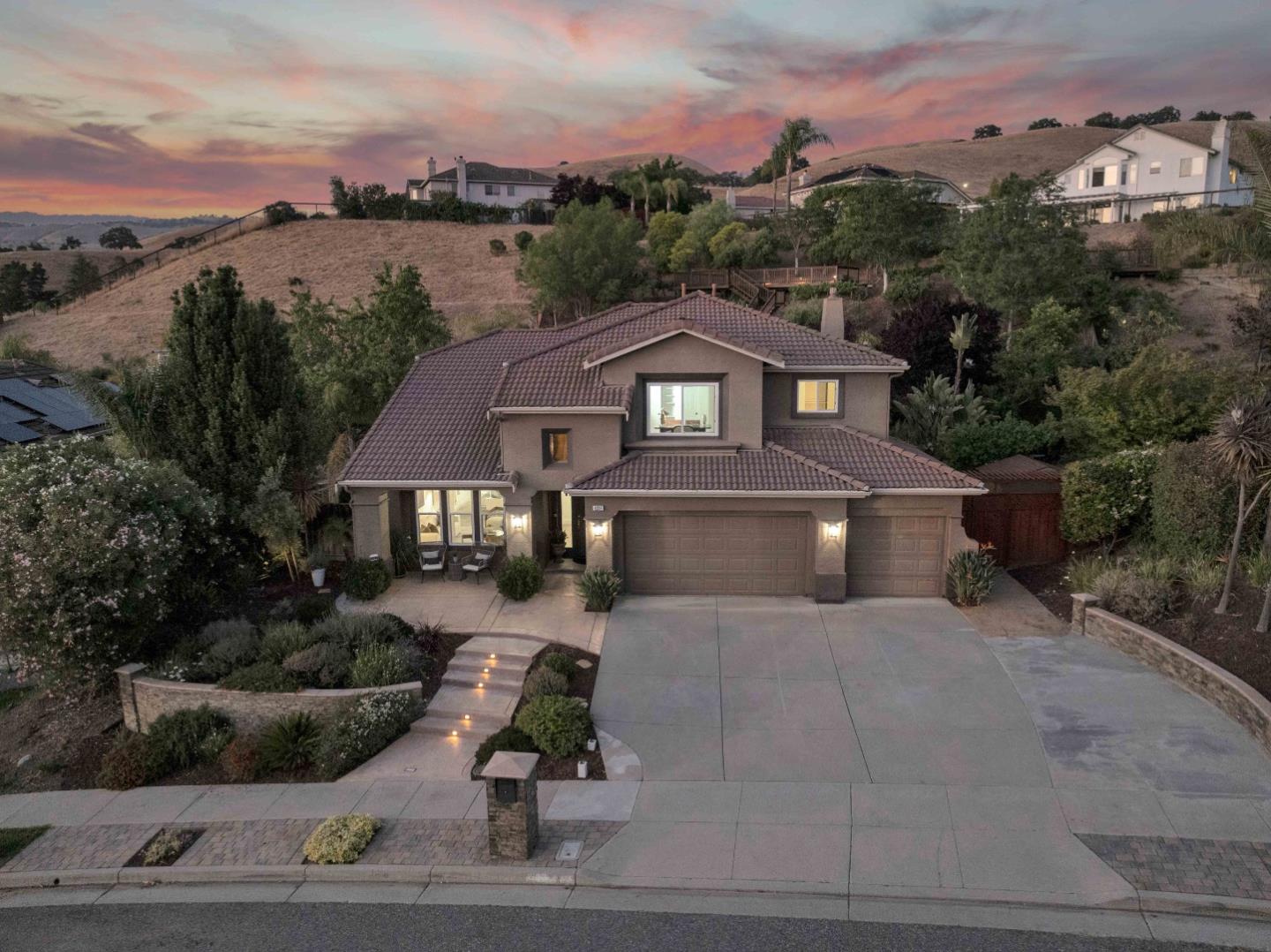 6336 Skywalker DR