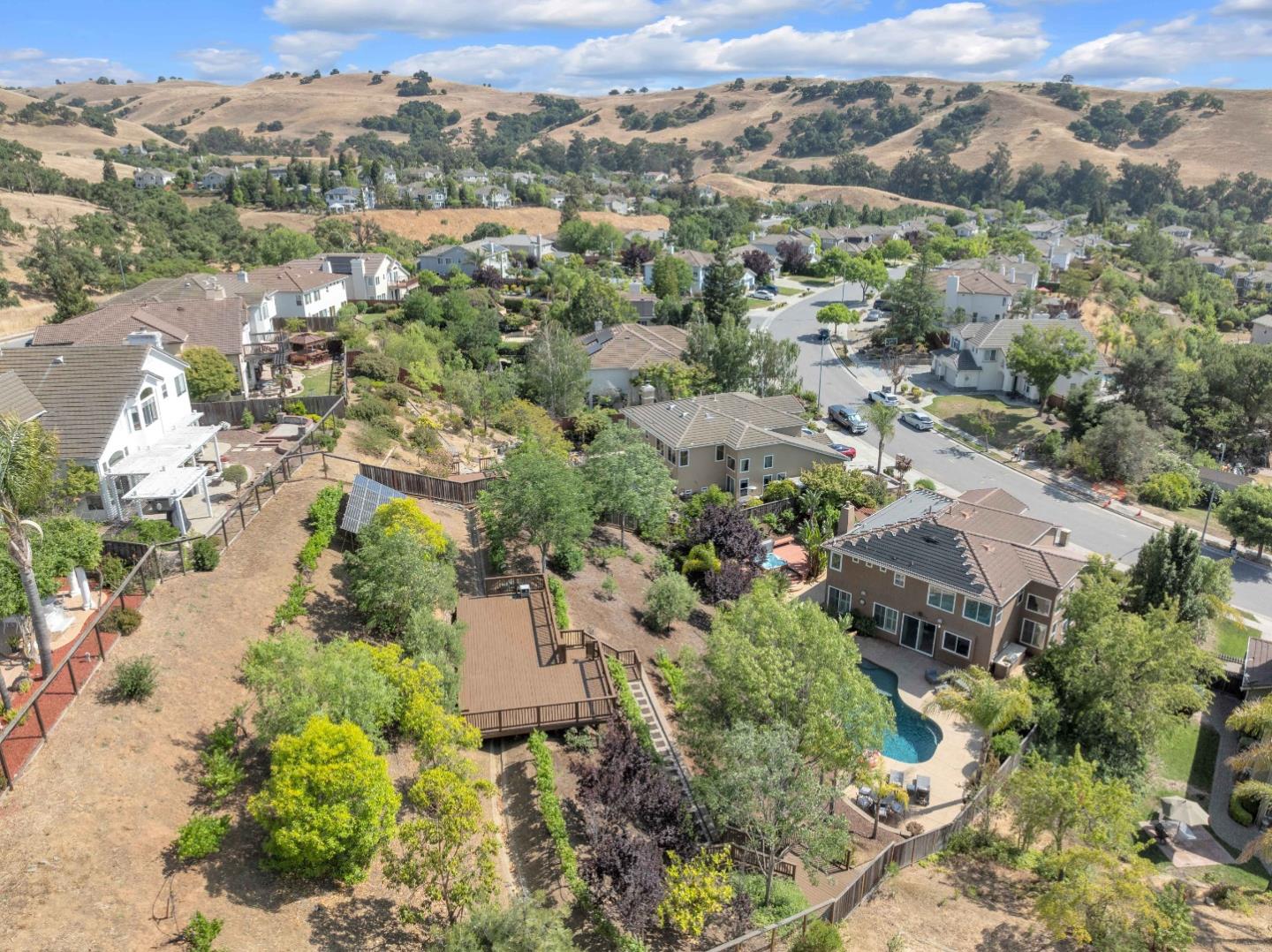6336 Skywalker DR