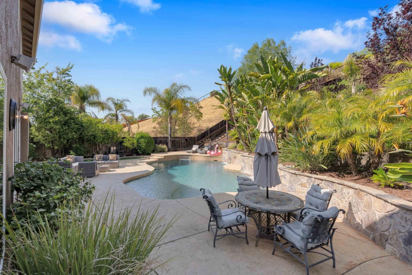 6336 Skywalker DR