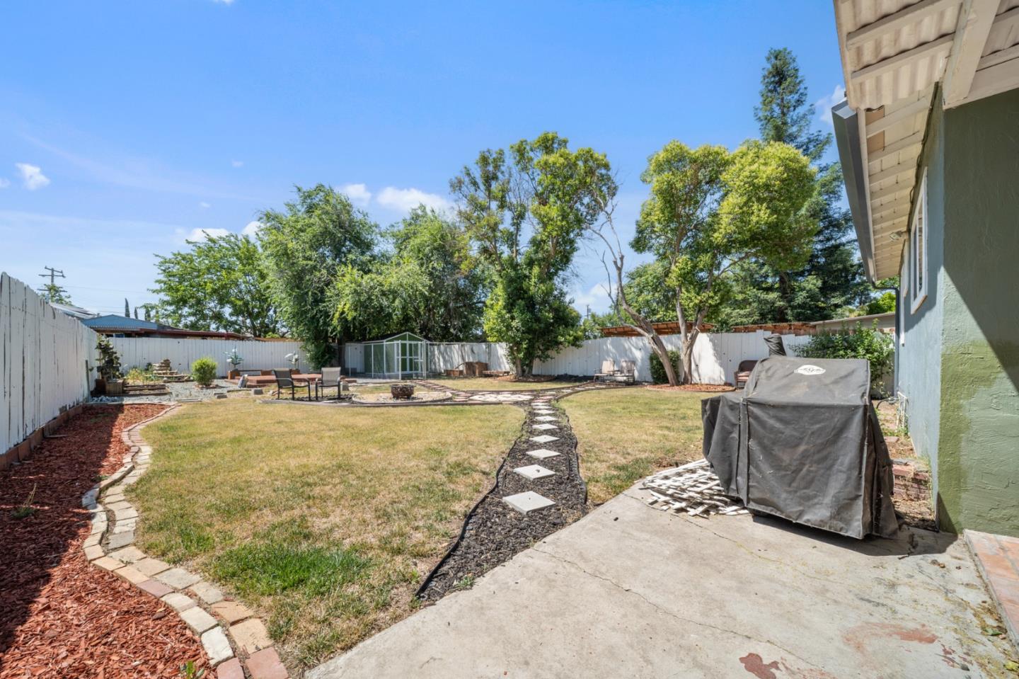 1247 Locust Street