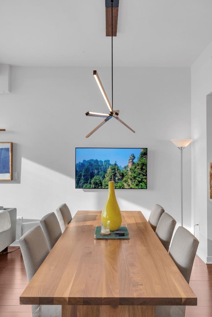 38 North Almaden Boulevard 2007