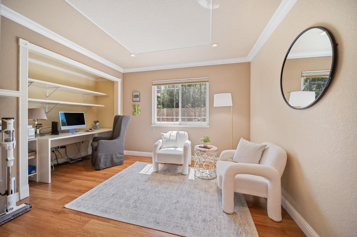 3281 Pinkerton Drive